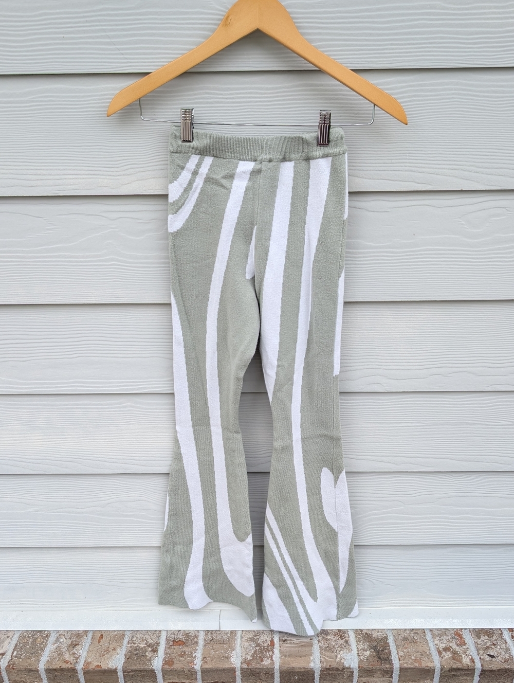 Princess Polly Pants Size XS S Green Cream High Waist Flare Knit Boho Cozy - Picture 8 of 9